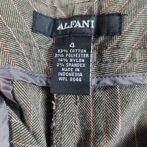 Alfani Size 4 Herringbone Pinstripe Brown Bermuda Shorts - Picture 6 of 6